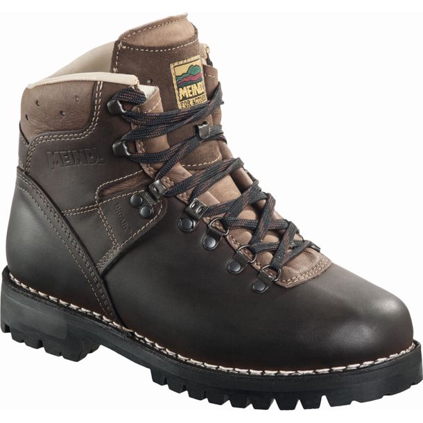 bergschoenen-950mwy-1.jpg